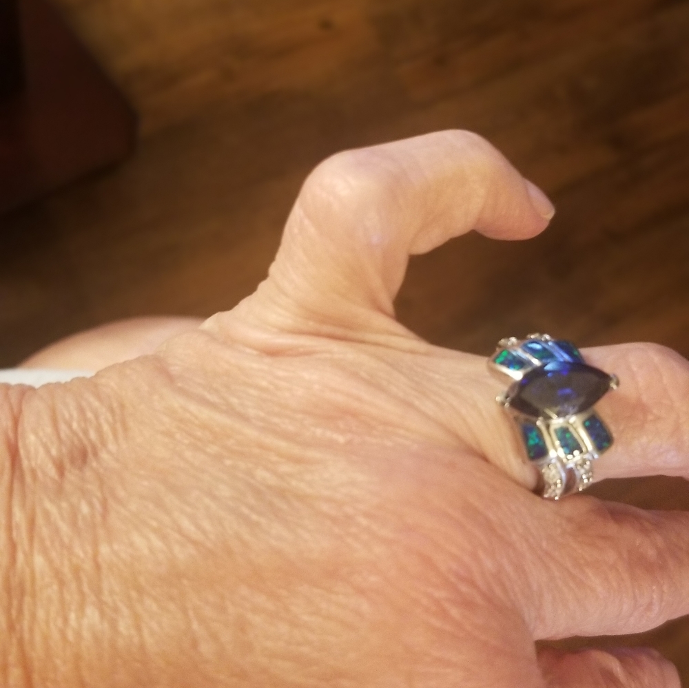 Silver ring - Picture 2 of 6